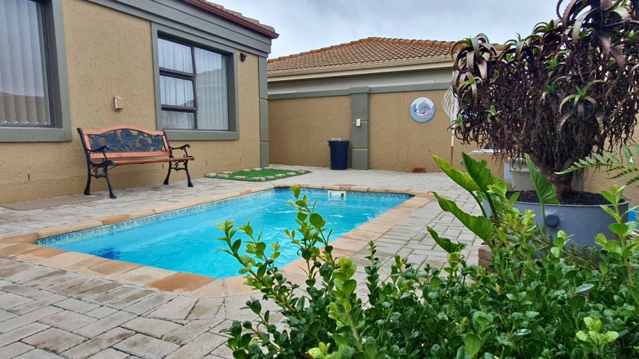 3 Bedroom Property for Sale in Dana Bay Western Cape